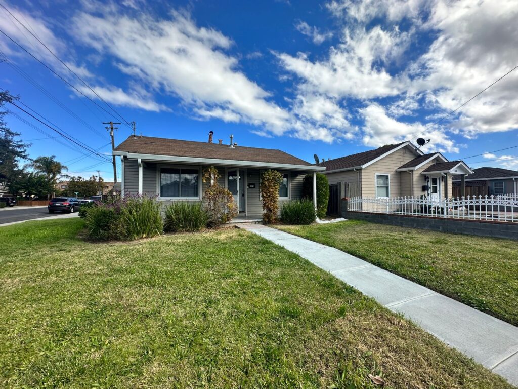 2 bedroom house for rent in Santa Clara 